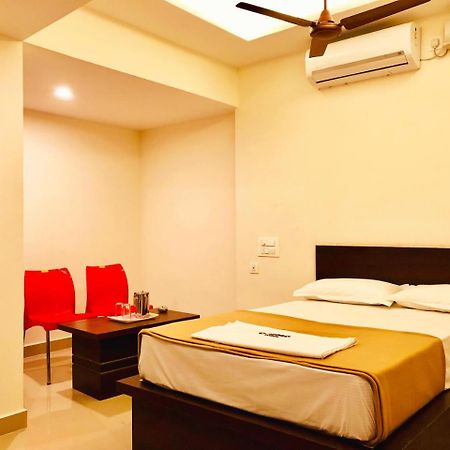 Cosmo Lodge Mangalore Exterior photo