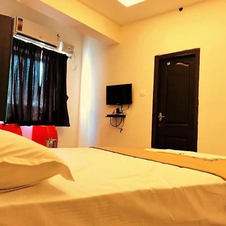 Cosmo Lodge Mangalore Exterior photo