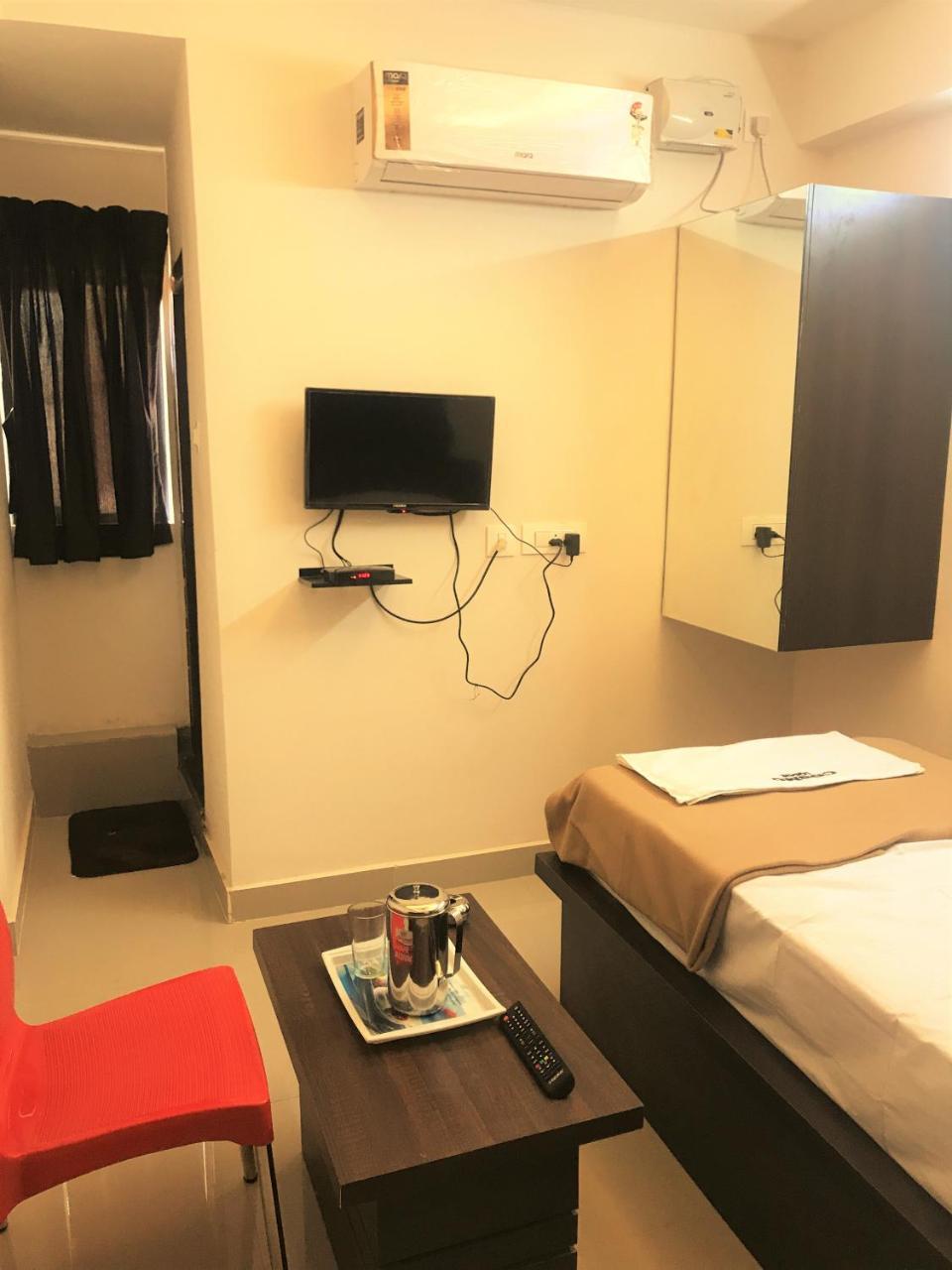 Cosmo Lodge Mangalore Exterior photo