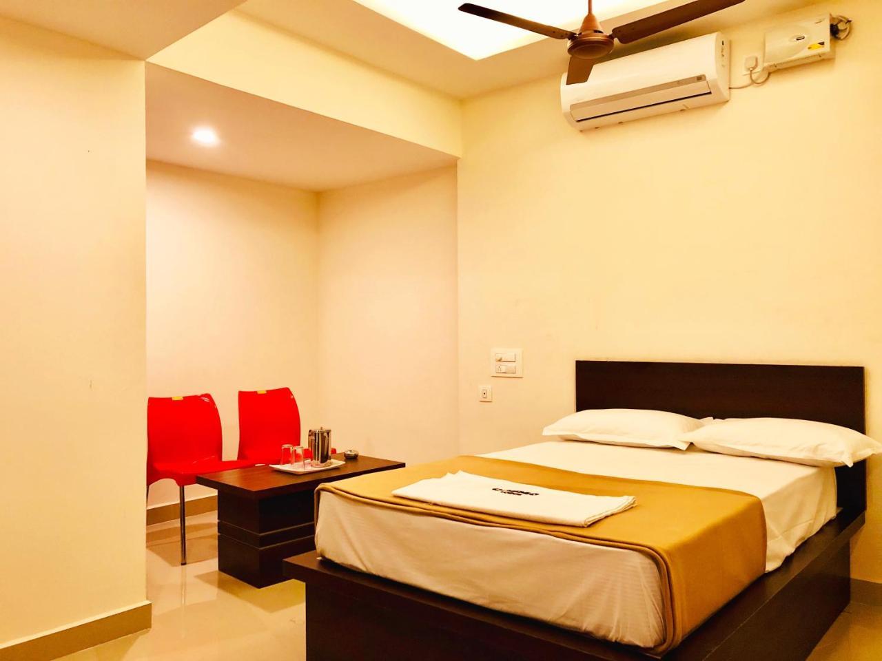 Cosmo Lodge Mangalore Exterior photo